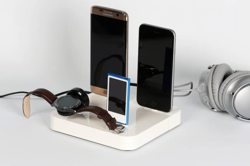 Chargeur universel pour Samsung compatibles avec tablettes à Toulon 